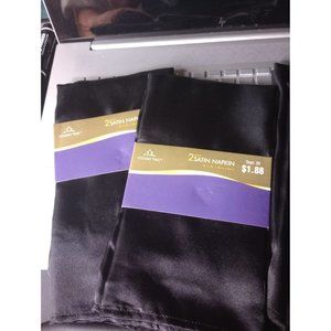 Satin black napkins NWT pack of two